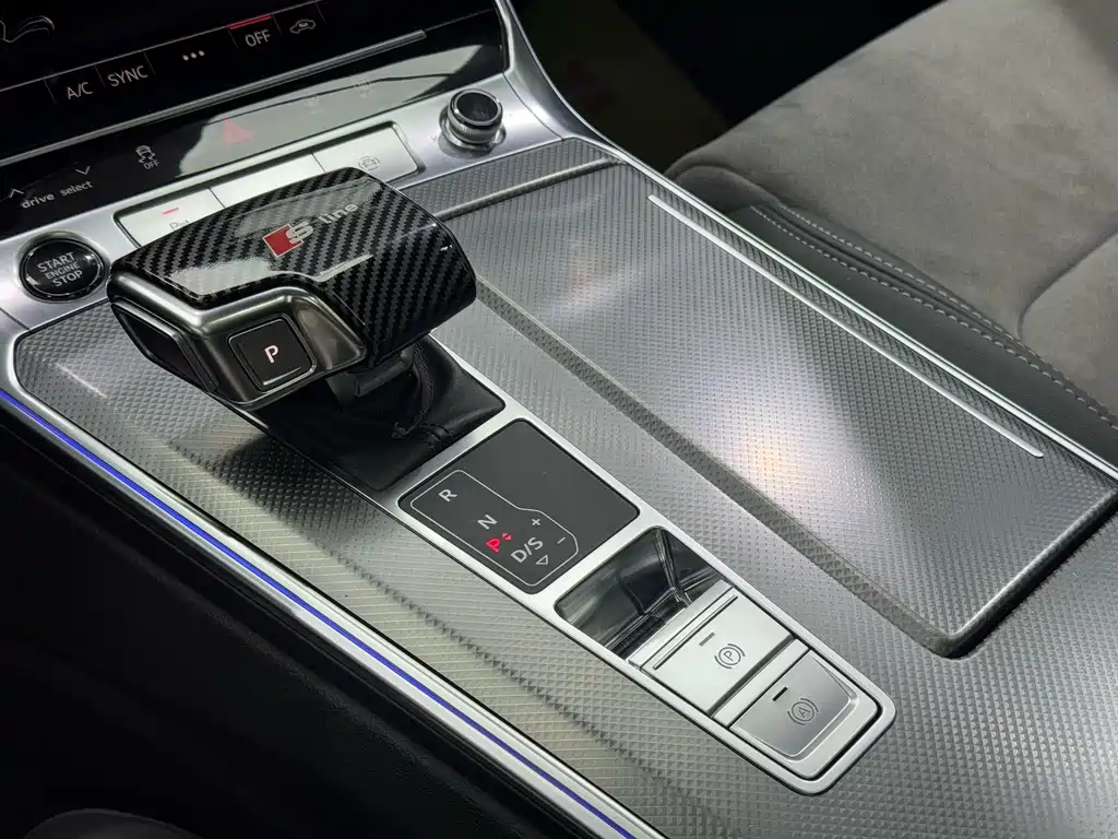 Audi Audi A6L 2023 40 TFSI Luxury Dynamic Model 2022 - thumbnail 8