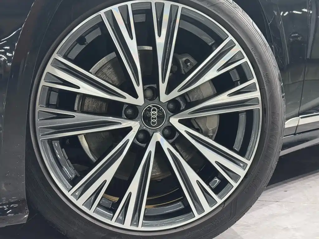 Audi Audi A6L 2023 40 TFSI Luxury Dynamic Model 2022 - thumbnail 19