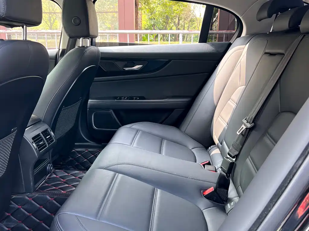 Jaguar Jaguar XEL 2020 2.0T 200PS S Sport Elegant Edition 2021 - thumbnail 9