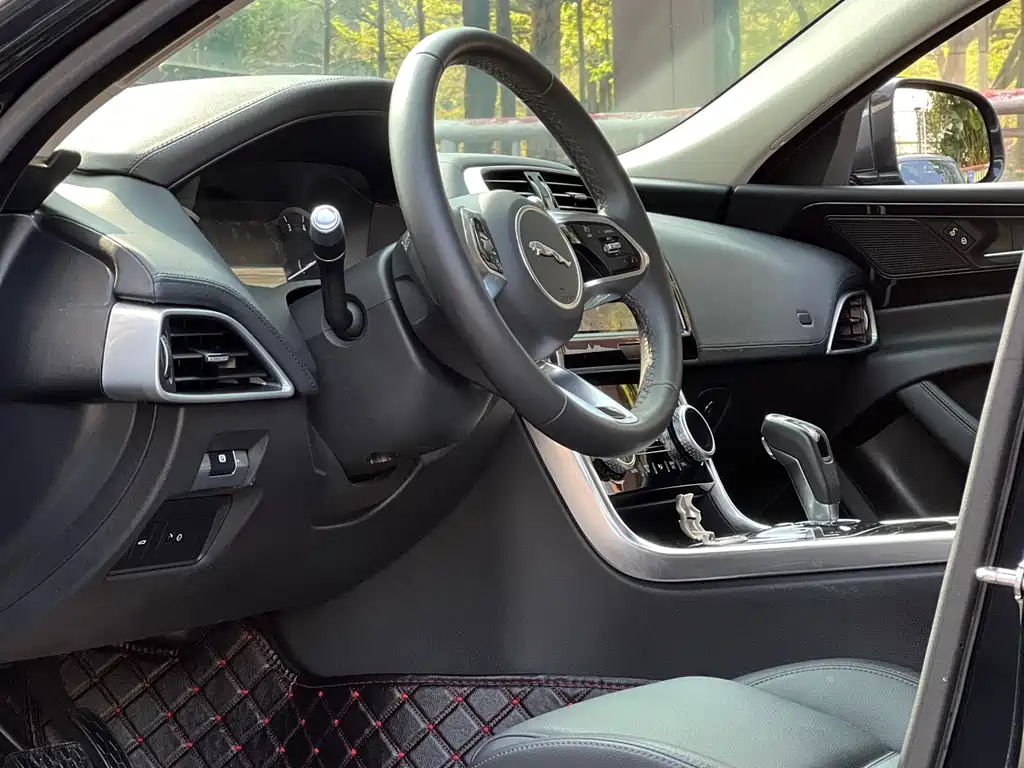 Jaguar Jaguar XEL 2020 2.0T 200PS S Sport Elegant Edition 2021 - thumbnail 11