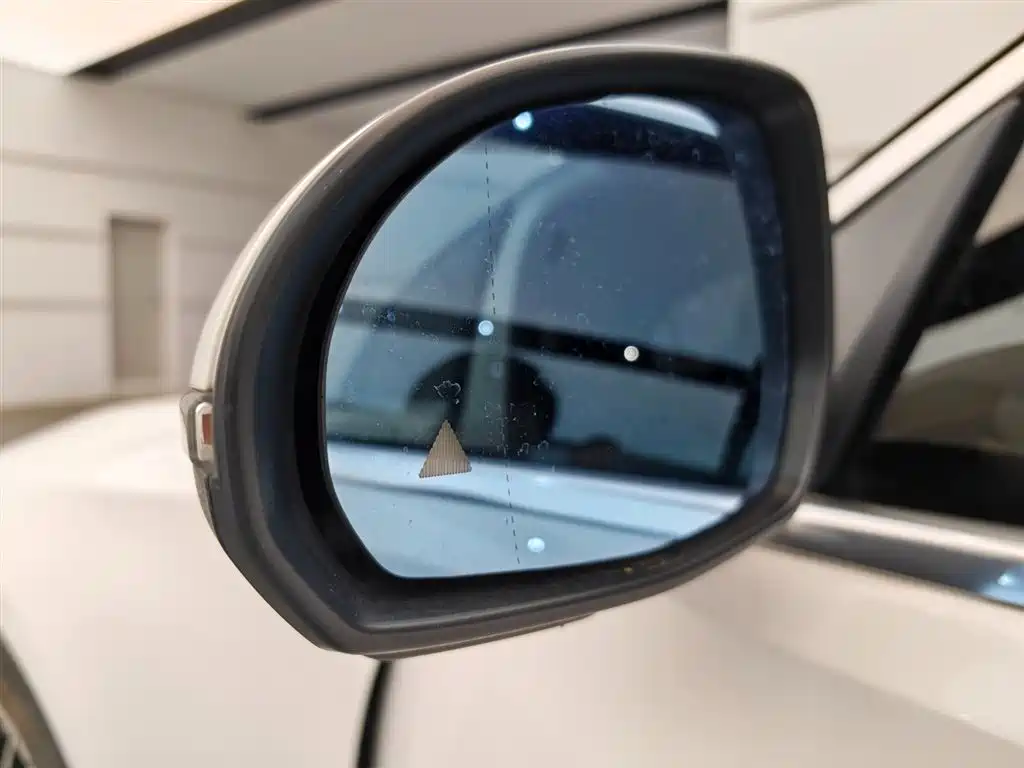 Mercedes-Benz Mercedes-Benz C-Class 2023 C 260 L Sport Edition 2023 - thumbnail 3