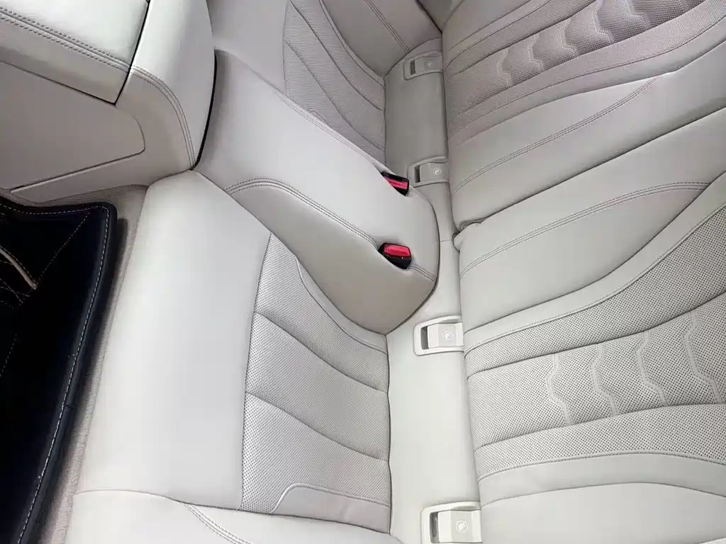BMW BMW 8 Series 2022 840i Coupe M Sport Package 2024 - thumbnail 6