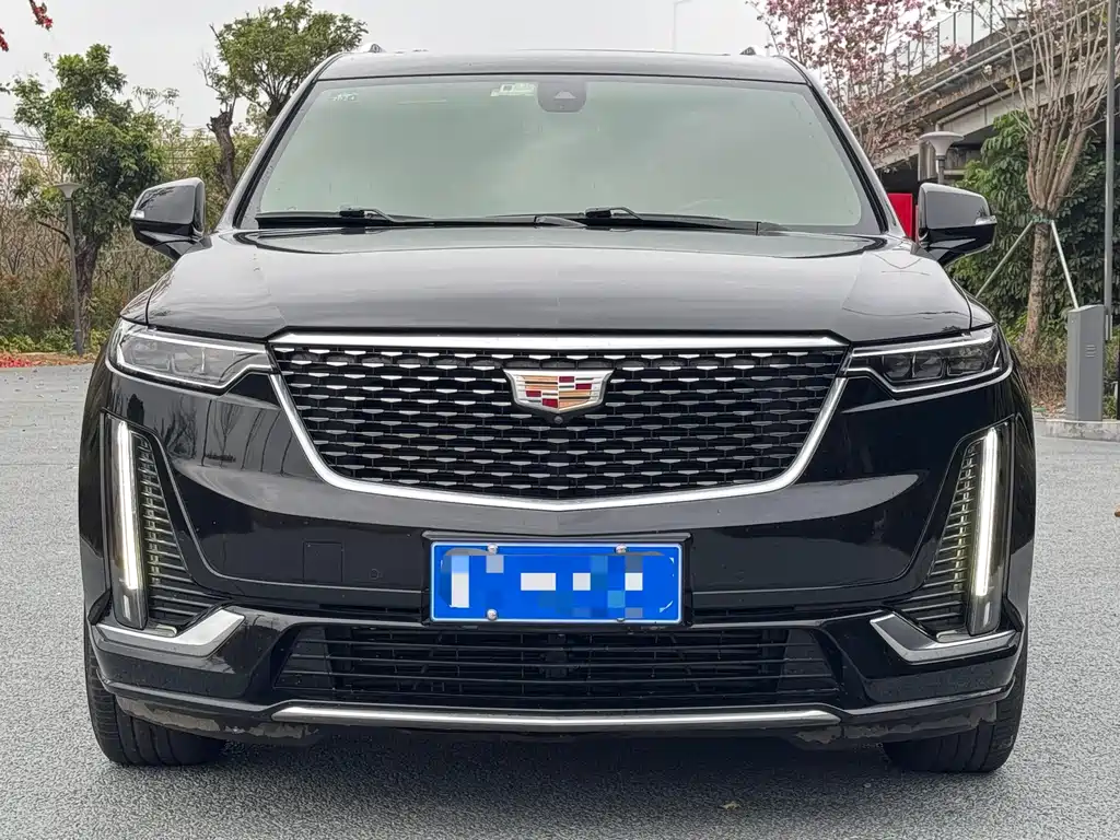 Cadillac Cadillac XT6 2022 2.0T 7-seater FWD Luxury Edition 2022 - thumbnail 2