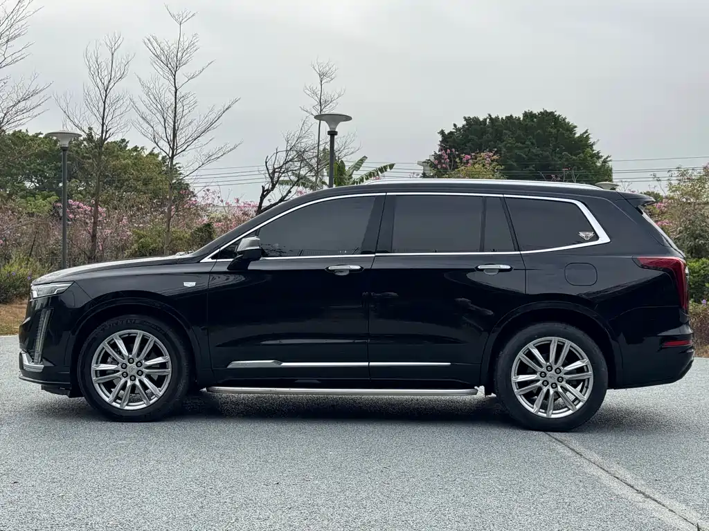 Cadillac Cadillac XT6 2022 2.0T 7-seater FWD Luxury Edition 2022 - thumbnail 7