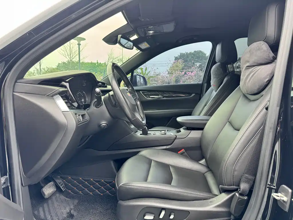 Cadillac Cadillac XT6 2022 2.0T 7-seater FWD Luxury Edition 2022 - thumbnail 9
