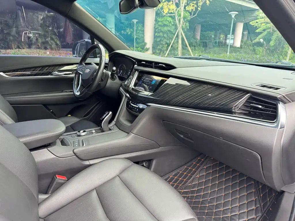 Cadillac Cadillac XT6 2022 2.0T 7-seater FWD Luxury Edition 2022 - thumbnail 13