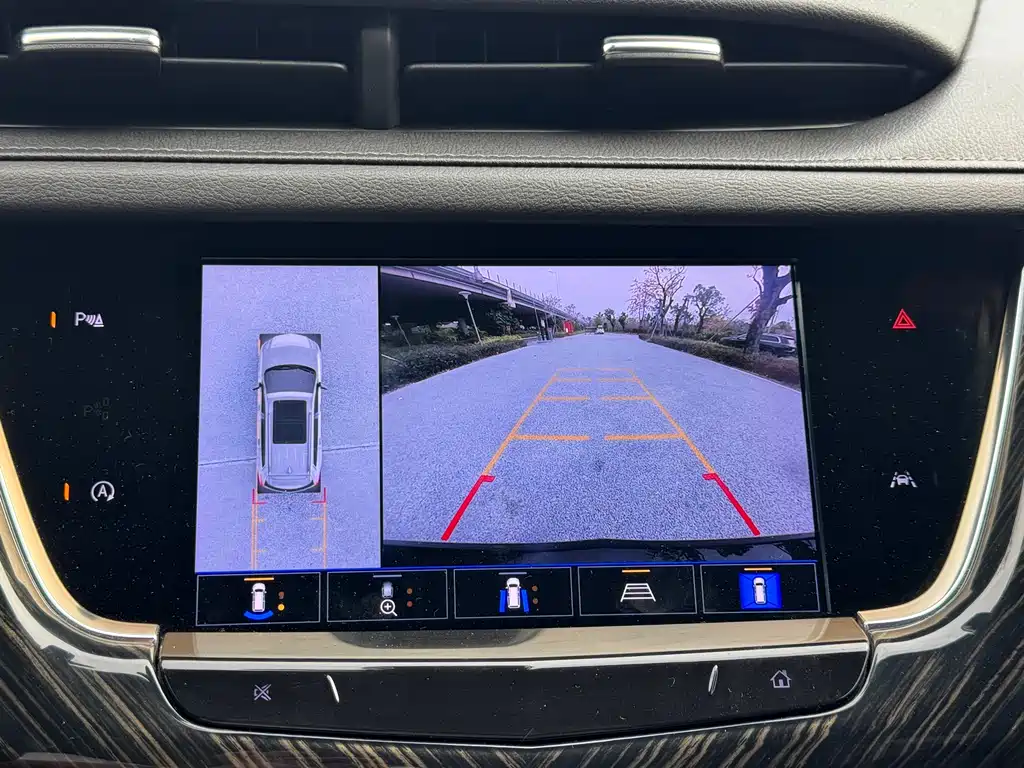 Cadillac Cadillac XT6 2022 2.0T 7-seater FWD Luxury Edition 2022 - thumbnail 14