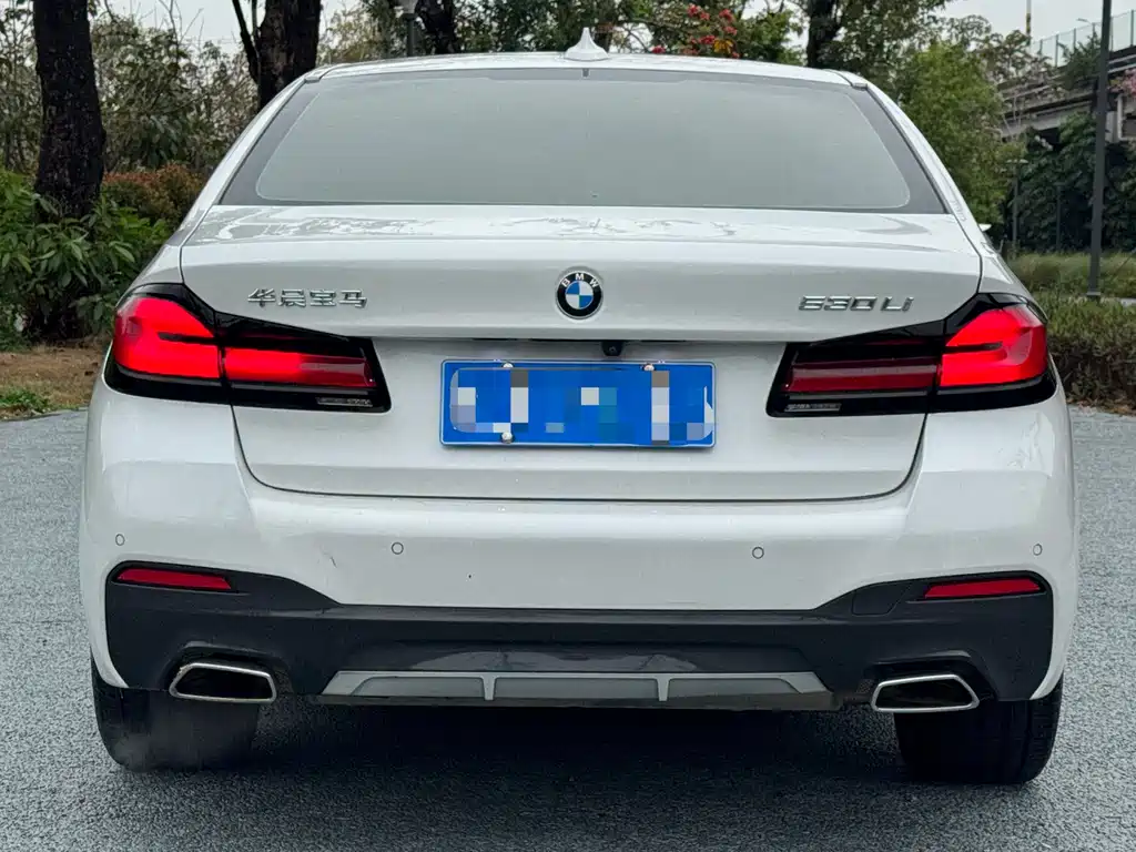 BMW BMW 5 Series 2022 Model Year Facelift 530Li Leading Type M Sport Package 2022 - thumbnail 5