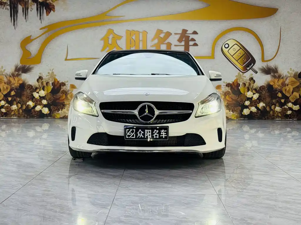 Mercedes-Benz Mercedes-Benz A-Class 2016 A 180 2016 - thumbnail 2
