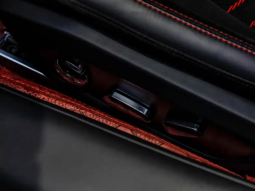 BYD UM U9 2024 Standard Edition 2024 - thumbnail 23