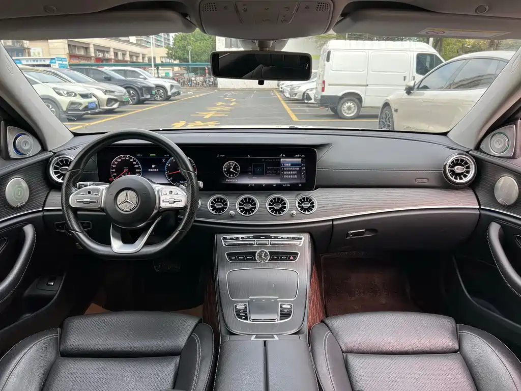 Mercedes-Benz Mercedes-Benz E-Class 2020 E 260 L Sport 2020 - thumbnail 8