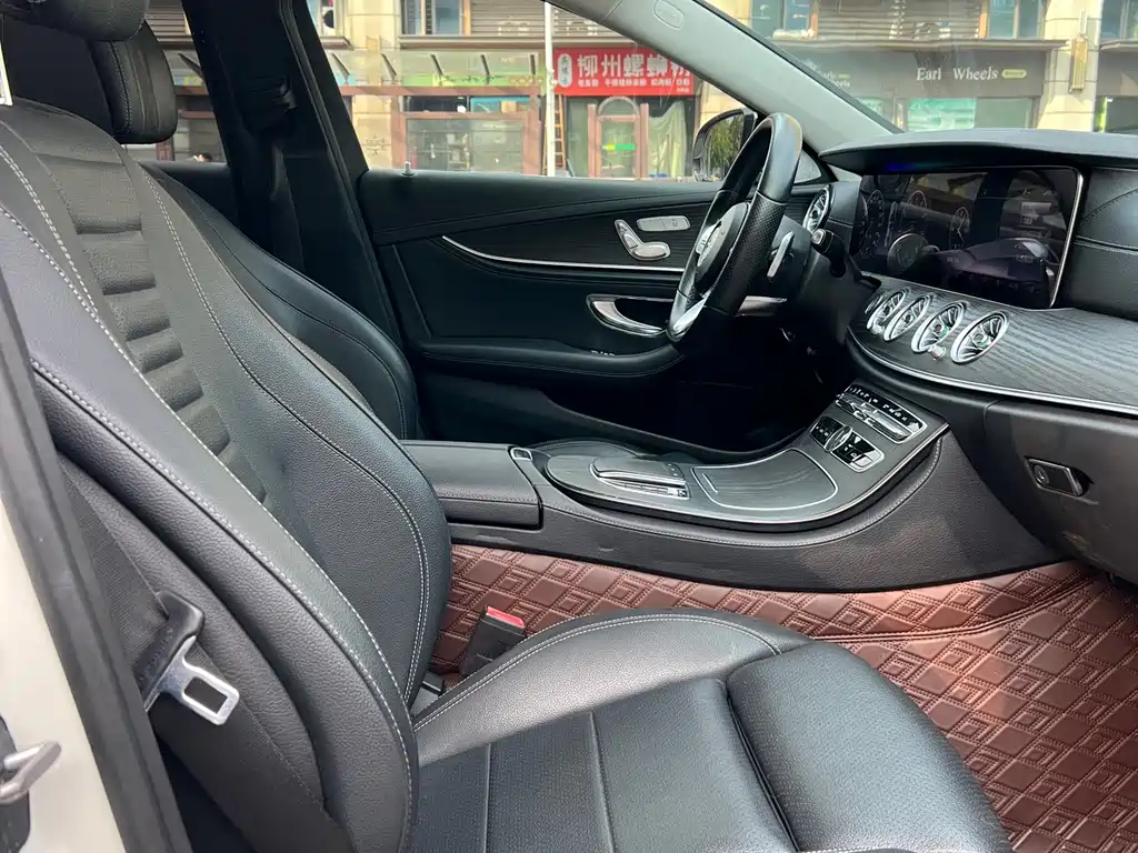 Mercedes-Benz Mercedes-Benz E-Class 2020 E 260 L Sport 2020 - thumbnail 9