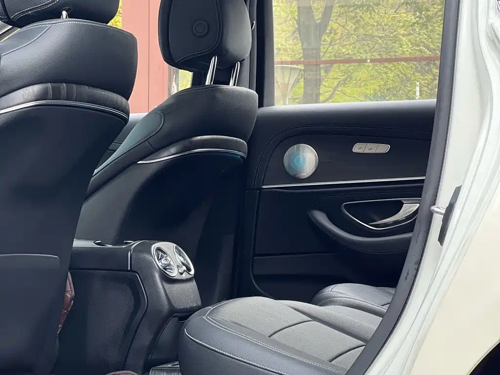 Mercedes-Benz Mercedes-Benz E-Class 2020 E 260 L Sport 2020 - thumbnail 15