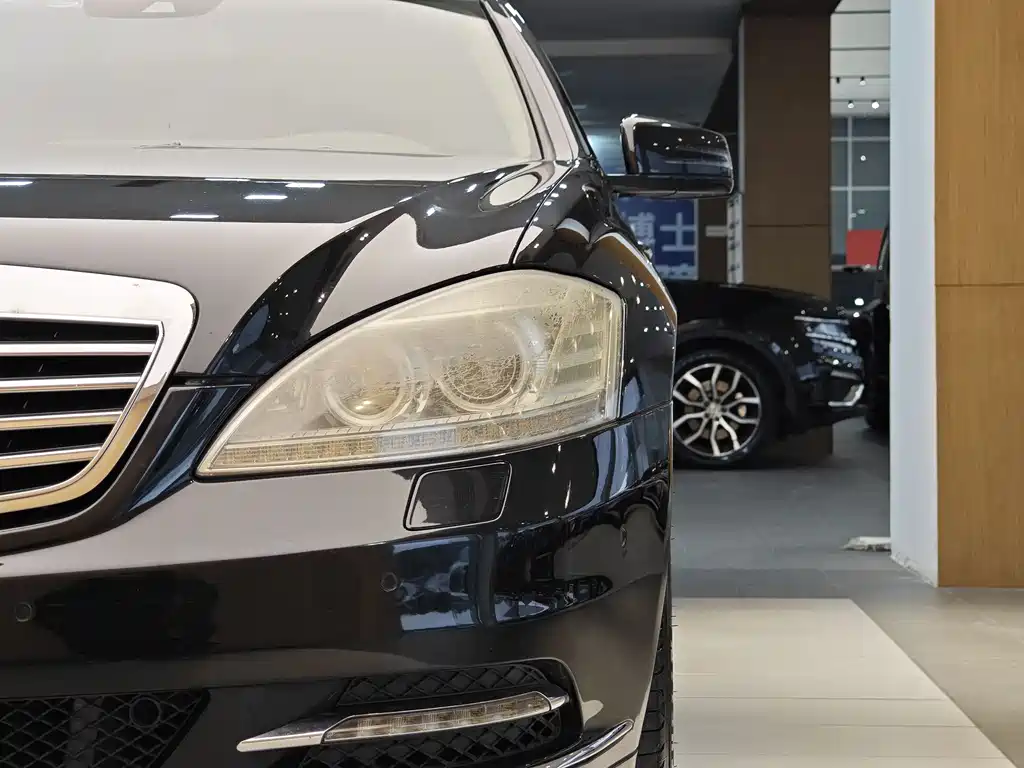 Mercedes-Benz Mercedes-Benz S-Class 2010 S 300 L Luxury 2011 - thumbnail 2