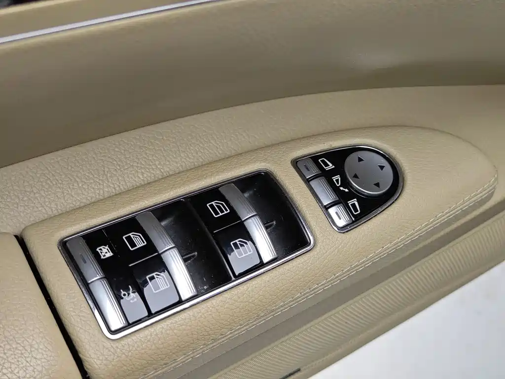 Mercedes-Benz Mercedes-Benz S-Class 2010 S 300 L Luxury 2011 - thumbnail 9