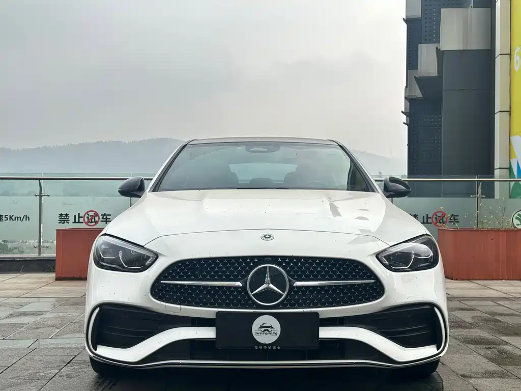 Mercedes-Benz Mercedes-Benz C-Class 2024 C 260 L Night Sport Edition 2024 - thumbnail 2