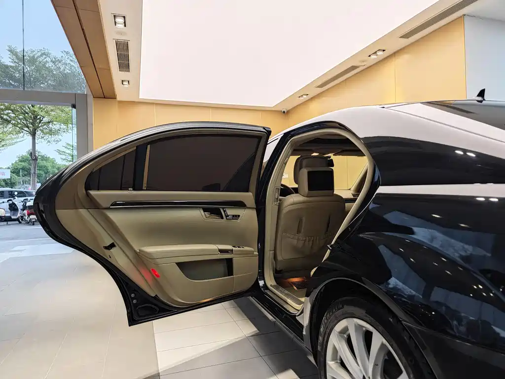 Mercedes-Benz Mercedes-Benz S-Class 2010 S 300 L Luxury 2011 - thumbnail 22