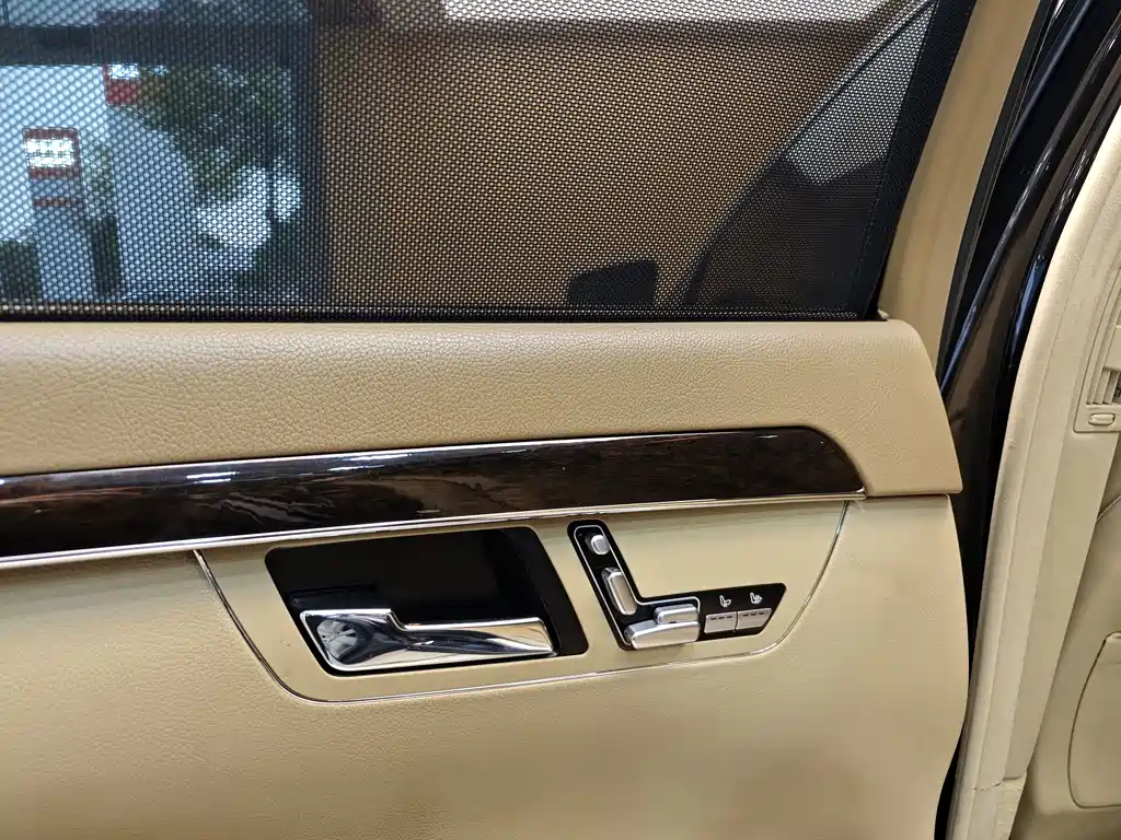 Mercedes-Benz Mercedes-Benz S-Class 2010 S 300 L Luxury 2011 - thumbnail 23