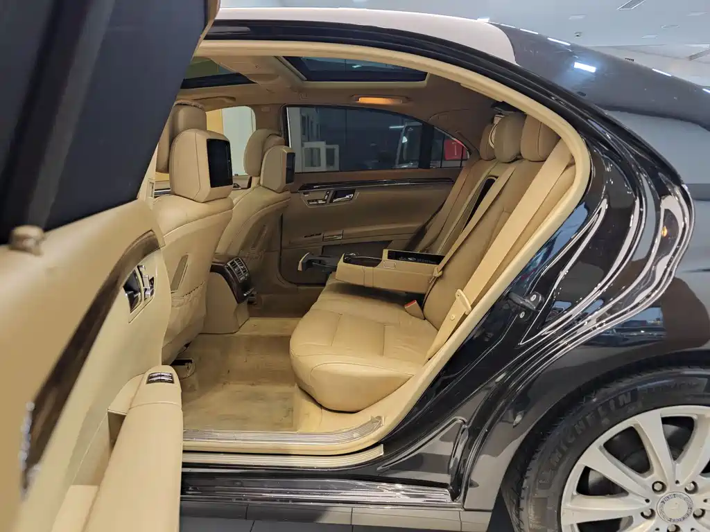 Mercedes-Benz Mercedes-Benz S-Class 2010 S 300 L Luxury 2011 - thumbnail 25