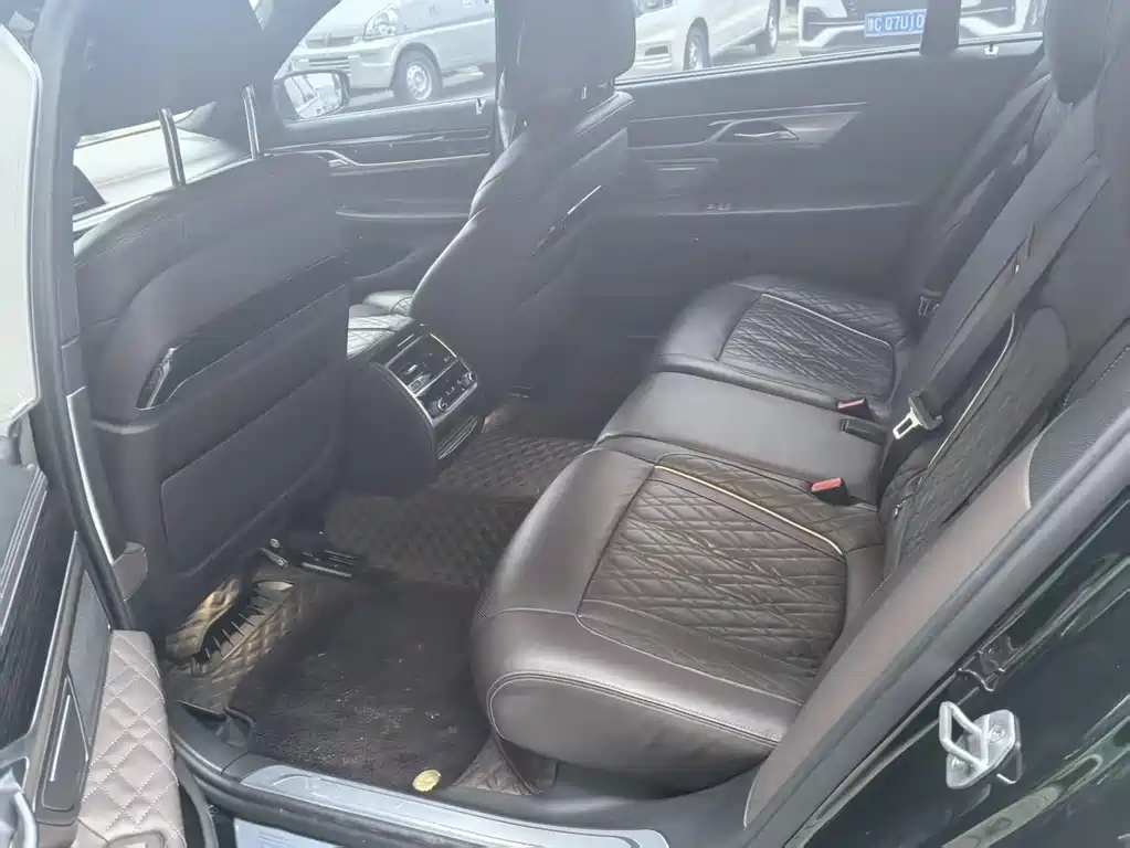 BMW BMW 7 Series 2021 740Li Leading Model M Sport Package 2022 - thumbnail 8
