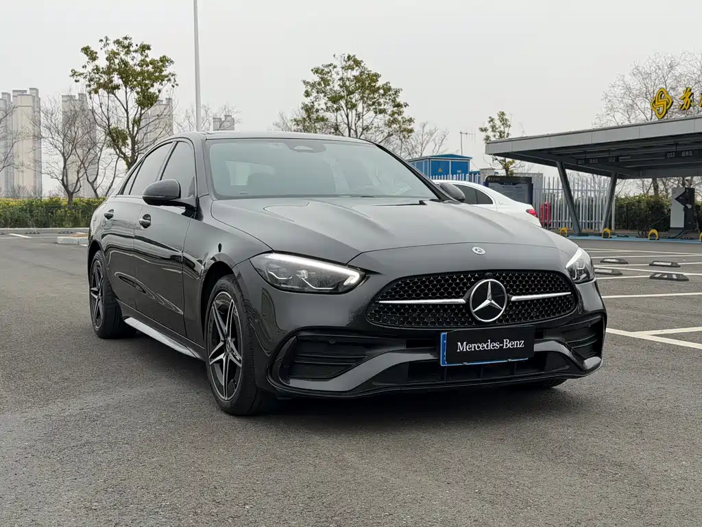 Mercedes-Benz Mercedes-Benz C-Class 2023 Facelift C 260 L Night Sport Edition 2023 - thumbnail 3
