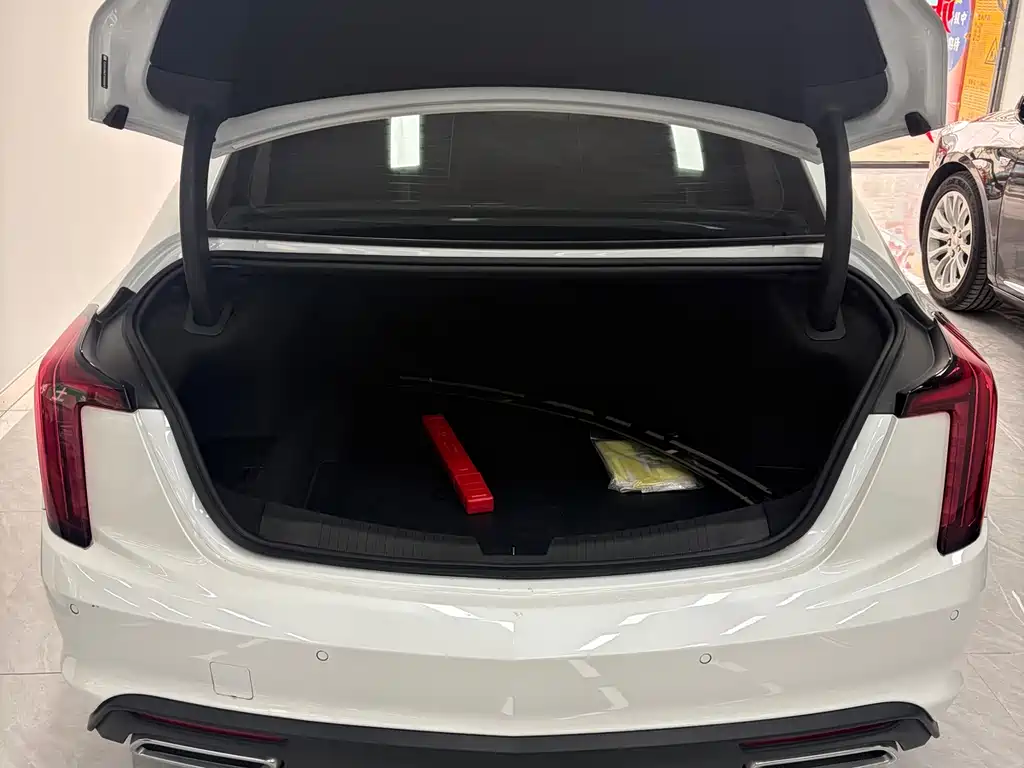 Cadillac Cadillac CT5 2023 28T Luxury (Standard) 2023 - thumbnail 22