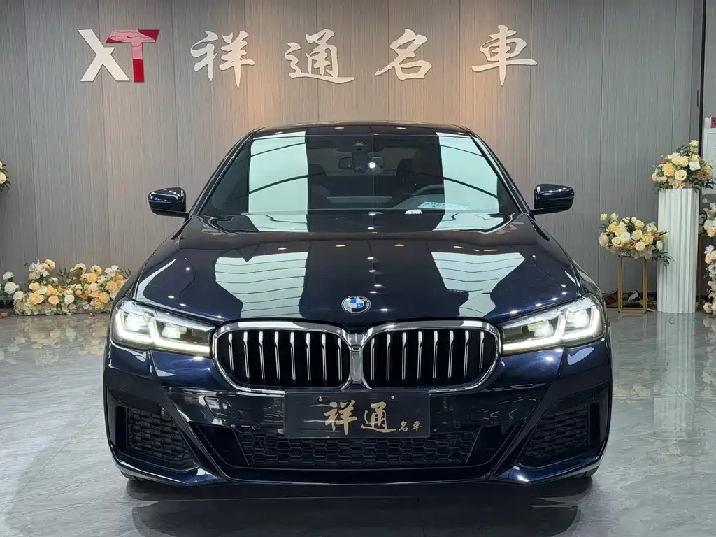 BMW BMW 5 Series 2022 Model Year Facelift 530Li Leading Type M Sport Package 2022 - thumbnail 2