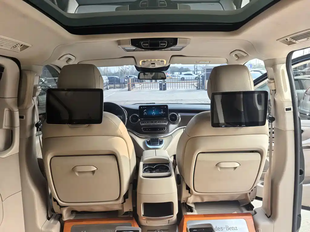 Mercedes-Benz Mercedes-Benz V-Class 2020 V 260 Navigation Edition 2021 - thumbnail 6