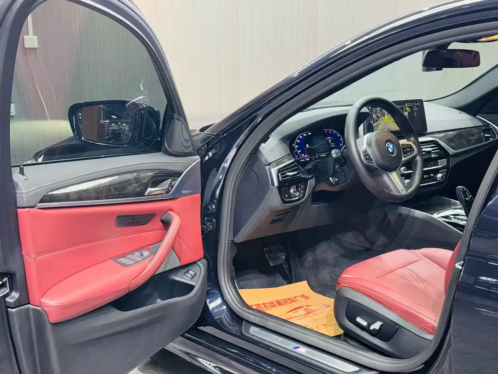 BMW BMW 5 Series 2022 Model Year Facelift 530Li Leading Type M Sport Package 2022 - thumbnail 4