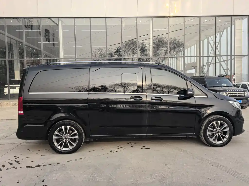 Mercedes-Benz Mercedes-Benz V-Class 2020 V 260 Navigation Edition 2021 - thumbnail 9