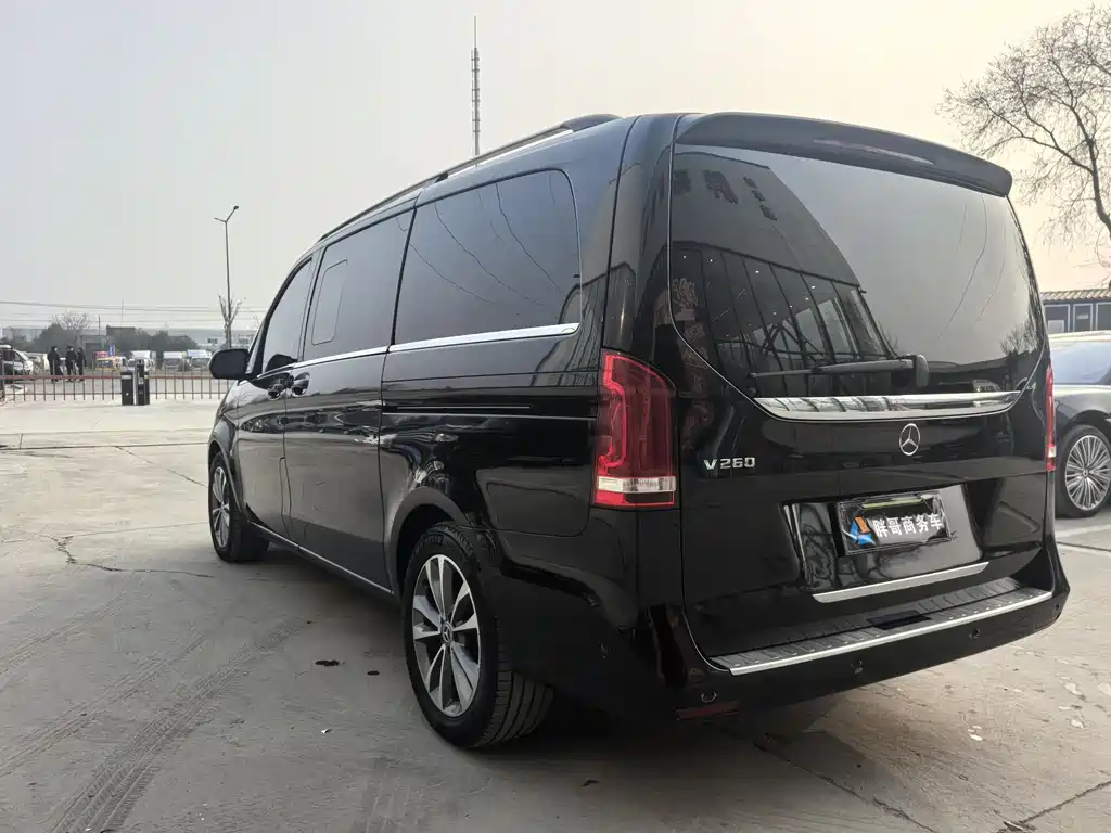 Mercedes-Benz Mercedes-Benz V-Class 2020 V 260 Navigation Edition 2021 - thumbnail 12