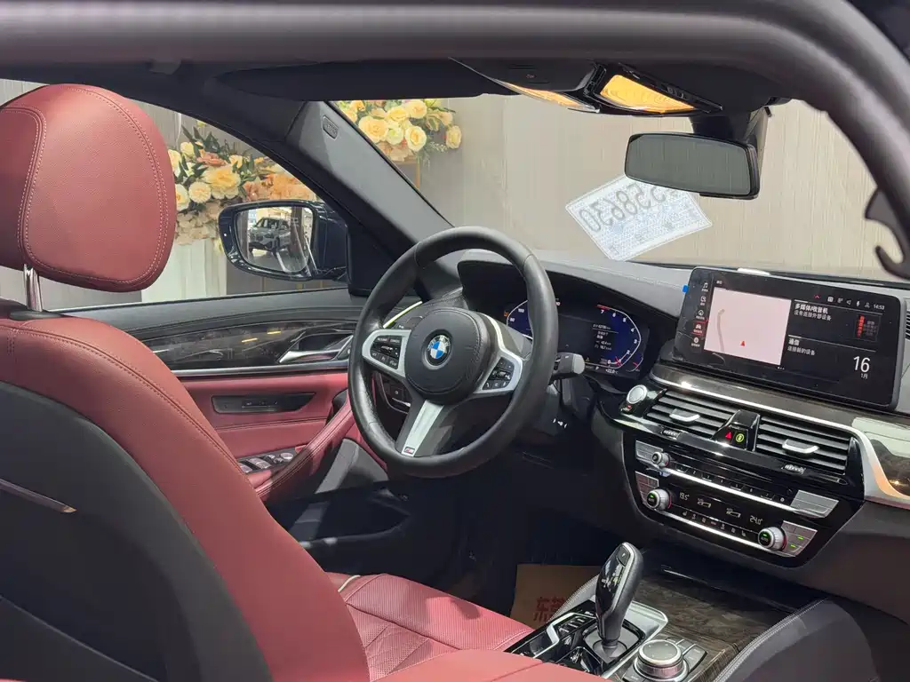 BMW BMW 5 Series 2022 Model Year Facelift 530Li Leading Type M Sport Package 2022 - thumbnail 18