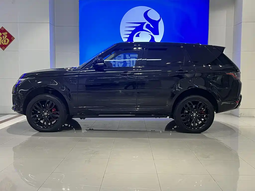 Land Rover Range Rover Sport 2021 3.0 L6 Black Badge 2021 - thumbnail 4