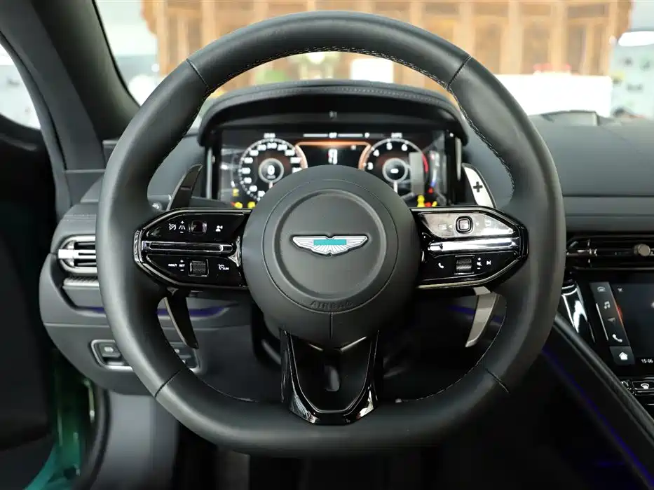 Aston Martin Aston Martin DB12 2025 4.0T V8 Coupe 2026 - thumbnail 11
