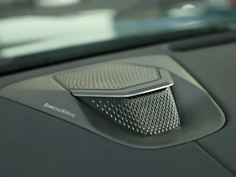 Aston Martin Aston Martin DB12 2025 4.0T V8 Coupe 2026 - thumbnail 17