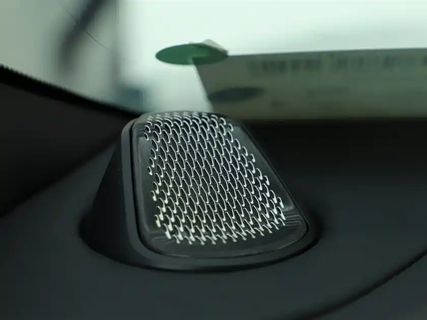 Aston Martin Aston Martin DB12 2025 4.0T V8 Coupe 2026 - thumbnail 18