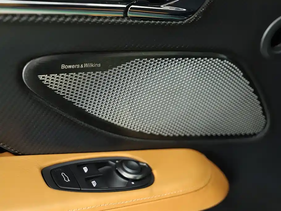 Aston Martin Aston Martin DB12 2025 4.0T V8 Coupe 2026 - thumbnail 20