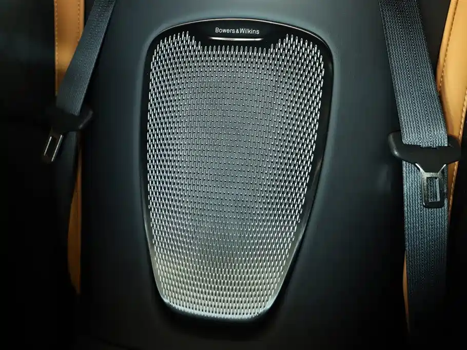 Aston Martin Aston Martin DB12 2025 4.0T V8 Coupe 2026 - thumbnail 25