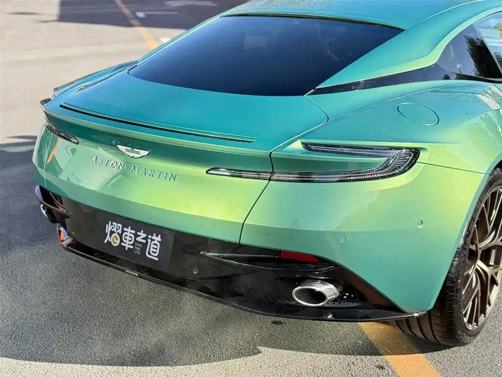 Aston Martin Aston Martin DB12 2025 4.0T V8 Coupe 2026 - thumbnail 28