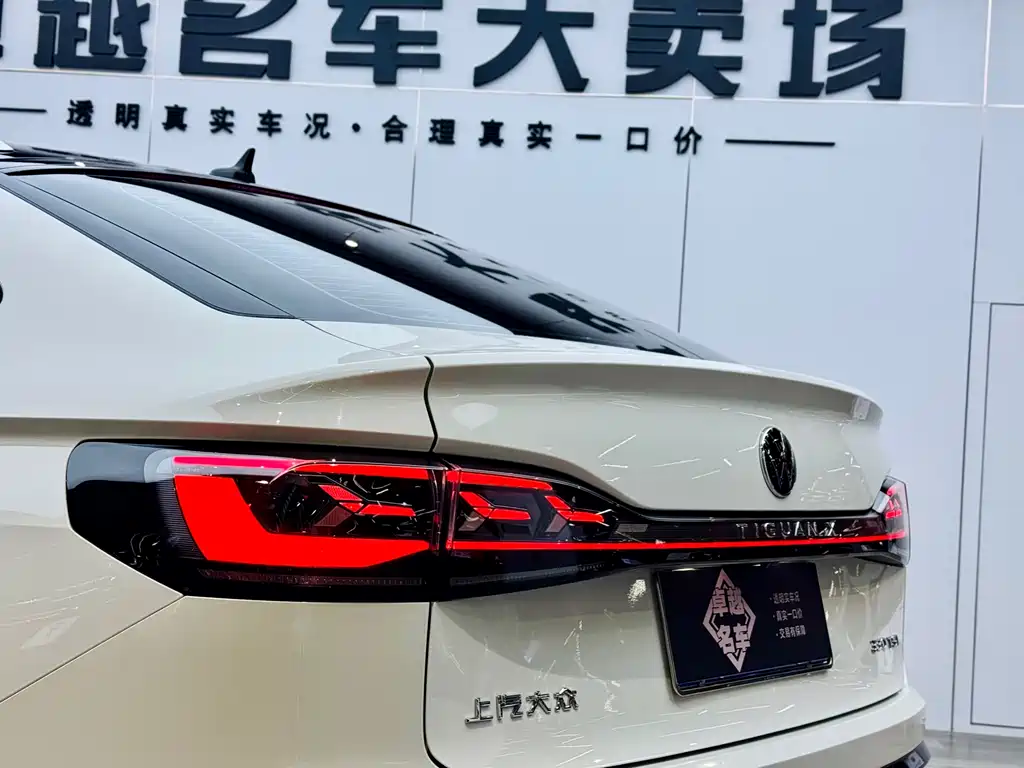Volkswagen Tiguan X 2022 330TSI Two-Wheel Drive Flagship Edition 2023 - thumbnail 2