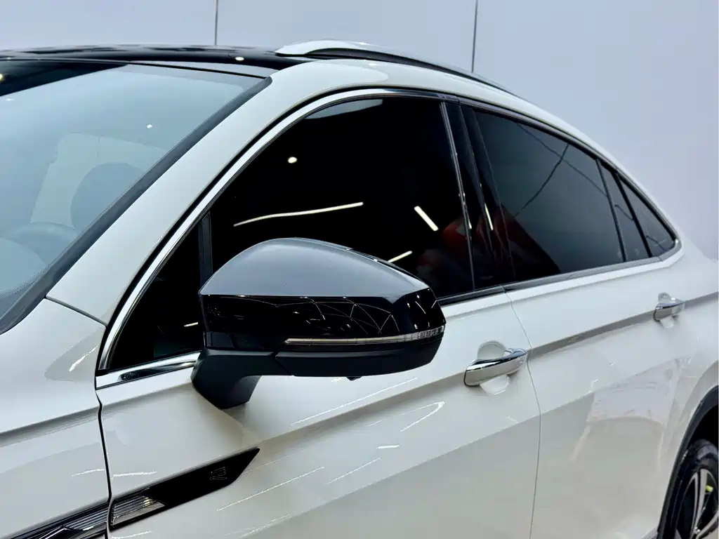 Volkswagen Tiguan X 2022 330TSI Two-Wheel Drive Flagship Edition 2023 - thumbnail 8
