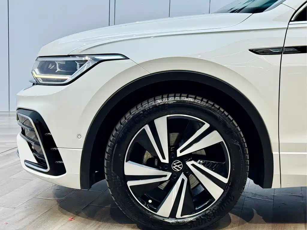 Volkswagen Tiguan X 2022 330TSI Two-Wheel Drive Flagship Edition 2023 - thumbnail 17