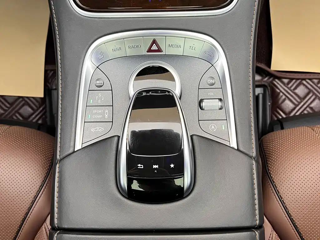 Mercedes-Benz Maybach S-Class 2016 S 400 4MATIC 2017 - thumbnail 24