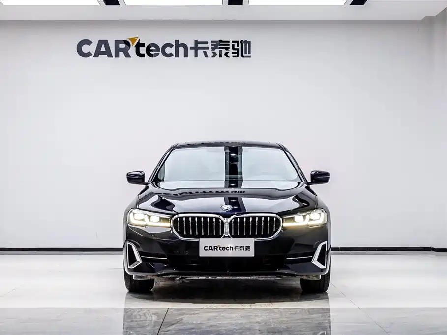 BMW BMW 5 Series 2022 Model Year Facelift 530Li Leading Edition Luxury Package 2022