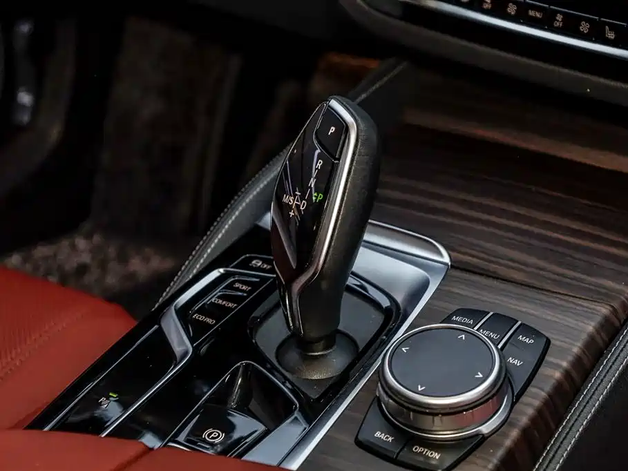 BMW BMW 5 Series 2022 Model Year Facelift 530Li Leading Edition Luxury Package 2022 - thumbnail 15
