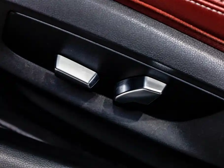 BMW BMW 5 Series 2022 Model Year Facelift 530Li Leading Edition Luxury Package 2022 - thumbnail 27