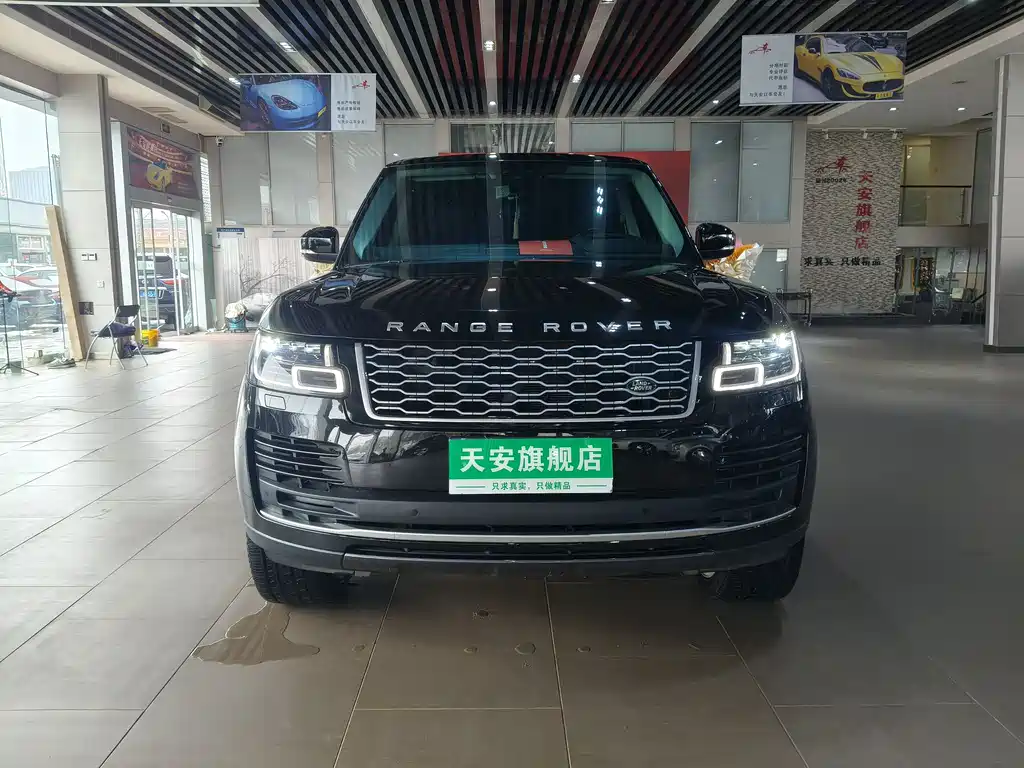 Land Rover Range Rover 2022 3.0 L6 400PS Vogue Long Wheelbase Classic Edition 2022 - thumbnail 2