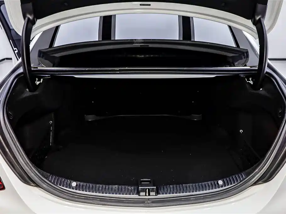 Mercedes-Benz Mercedes-Benz C-Class 2021 C 260 L Sport Star Brilliant Collection Edition 2021 - thumbnail 6