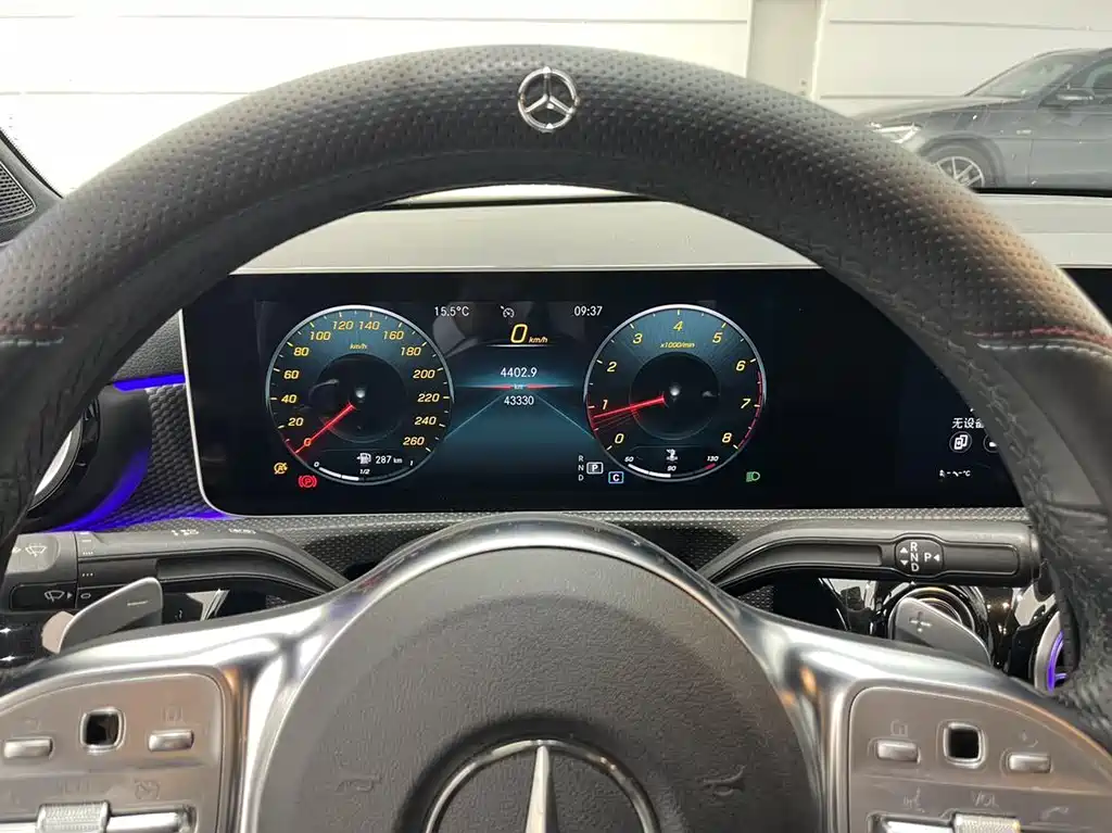 Mercedes-Benz Mercedes-Benz A-Class 2020 Facelift A 200 L Sport Sedan Fashion Edition 2020 - thumbnail 10
