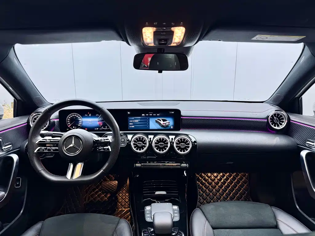 Mercedes-Benz Mercedes-Benz A-Class 2023 A 200 L Fashion Edition 2023 - thumbnail 24